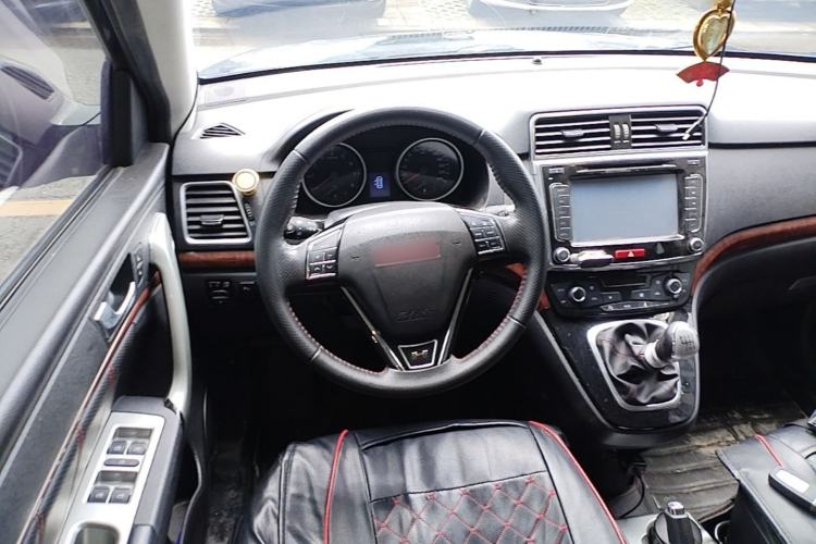 Used Haval H6 2013 Sports Edition 1.5T Manual Two-Wheel Drive Elite Model Steering Wheel