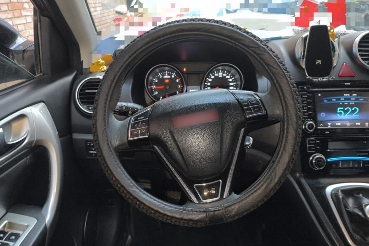 Used Haval H6 2013 Upgraded Model 1.5T Manual Two-Wheel Drive Elite Version Steering Wheel