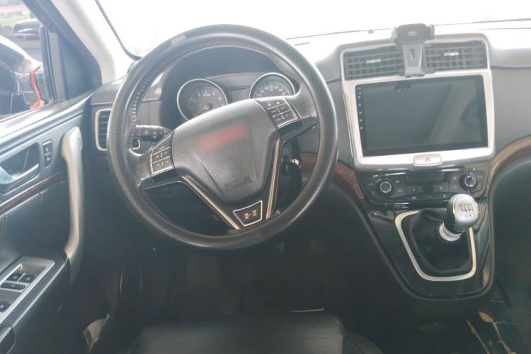 Used Haval H6 2013 Sports Edition 1.5T Manual Two-Wheel Drive Elite Model Steering Wheel