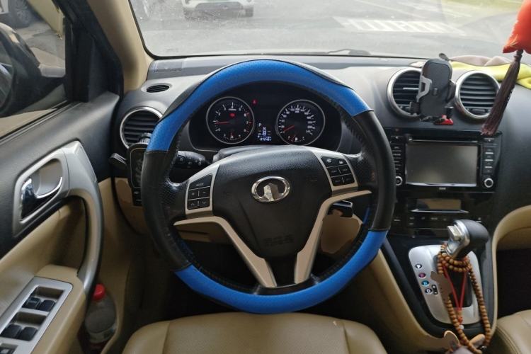 Used Haval H6 2013 Upgraded Model 2.4L Automatic Two-Wheel Drive Elite Version Steering Wheel