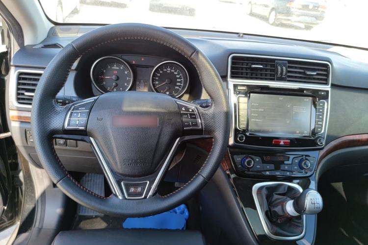 Used Haval H6 2013 Sports Edition 1.5T Manual Two-Wheel Drive Elite Model Steering Wheel