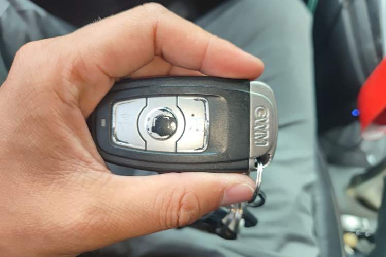Used Haval H6 2013 Upgraded Model 1.5T Manual Two-Wheel Drive Urban Version Vehicle Key