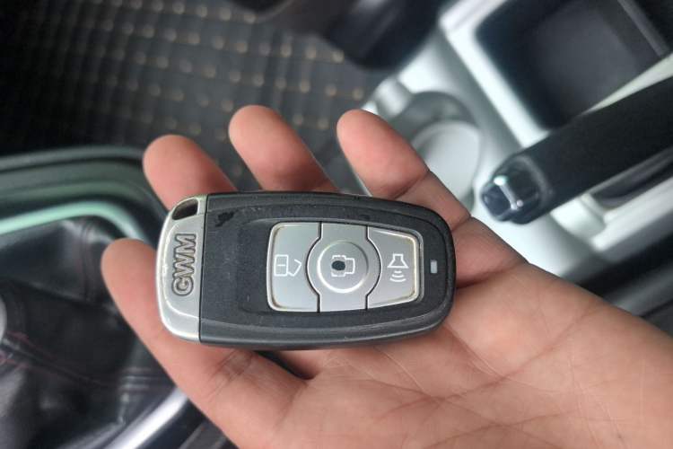 Used Haval H6 2013 Upgraded Model 1.5T Manual Two-Wheel Drive Elite Version Vehicle Key