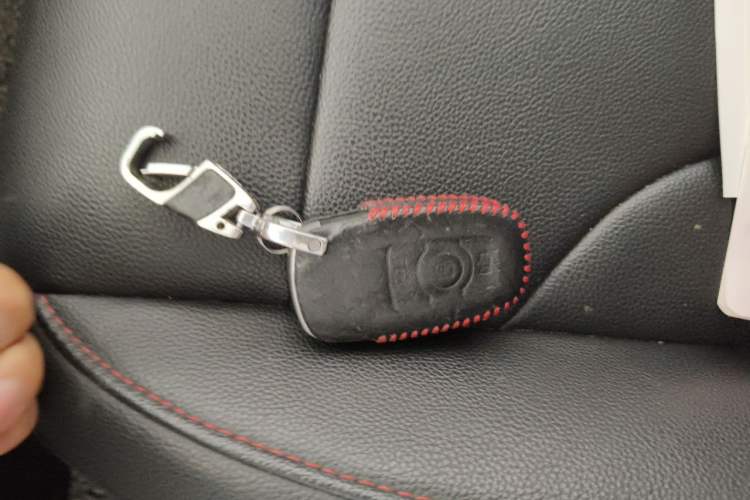 Used Haval H6 2013 Upgraded Model 1.5T Manual Two-Wheel Drive Elite Version Vehicle Key