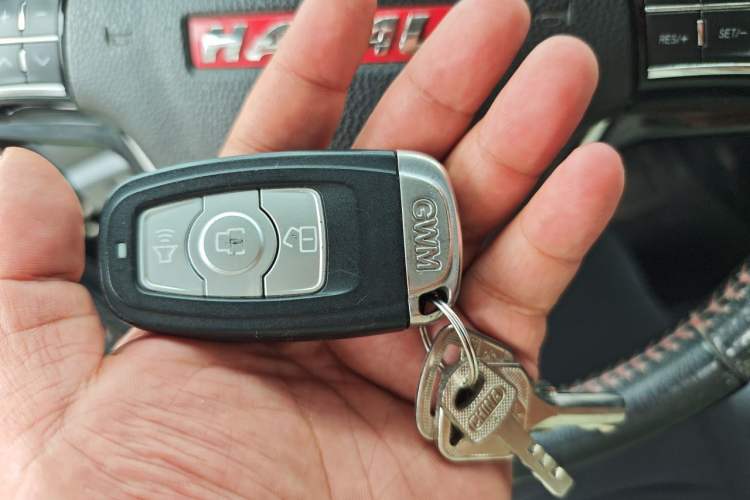 Used Haval H6 2013 Upgraded Model 1.5T Manual Two-Wheel Drive Elite Version Vehicle Key