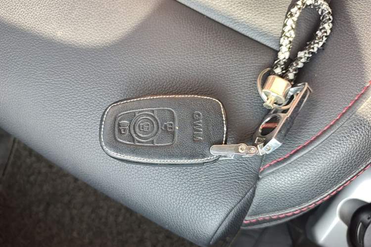 Used Haval H6 2013 Sport Edition 1.5T Manual Two-Wheel Drive Prestige Model Vehicle Key