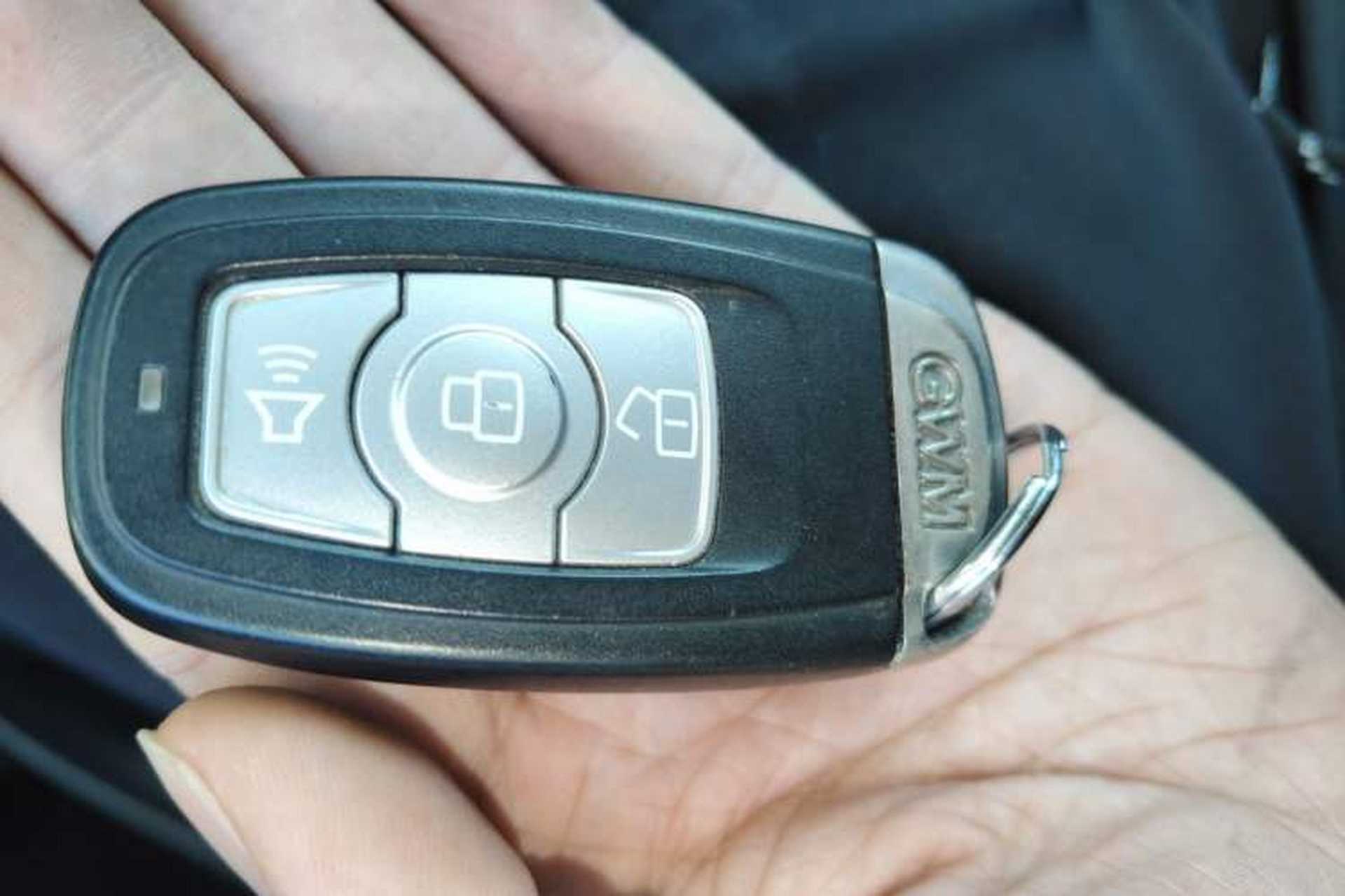 Used Haval H6 2013 Upgraded Model 1.5T Manual Two-Wheel Drive Prestige Version Vehicle Key