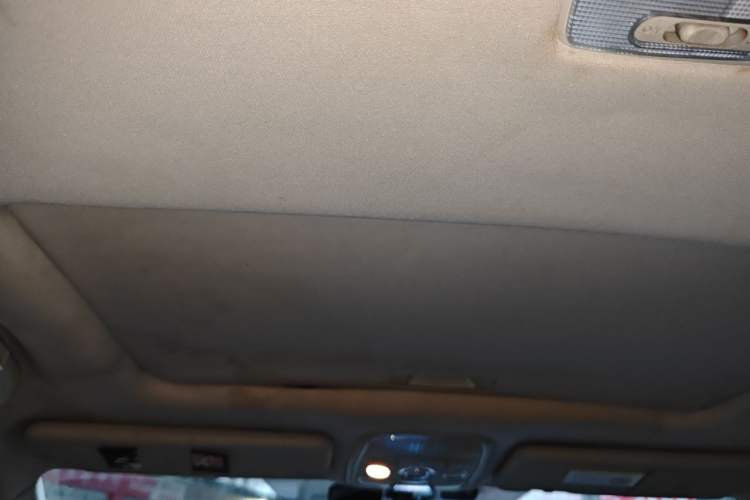 Used Haval H6 2013 Sport Edition 1.5T Manual Two-Wheel Drive Prestige Model Headliner