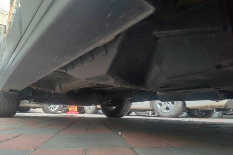 Used Haval H6 2013 Sport Edition 1.5T Manual Two-Wheel Drive Prestige Model Chassis Rear Left