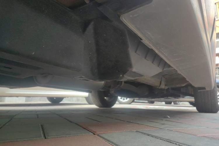 Used Haval H6 2013 Sport Edition 1.5T Manual Two-Wheel Drive Prestige Model Chassis Rear Right