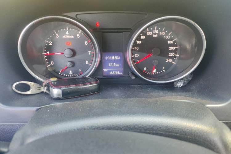 Used Haval H6 2013 Upgraded Model 1.5T Manual Two-Wheel Drive Elite Version Odometer Close Up