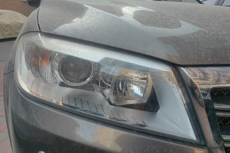 Used Haval H6 2013 Sport Edition 1.5T Manual Two-Wheel Drive Prestige Model Right Front Headlight