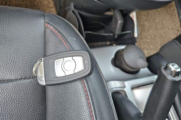 Used Haval H6 2013 Upgraded Model 1.5T Manual Two-Wheel Drive Elite Version Vehicle Key