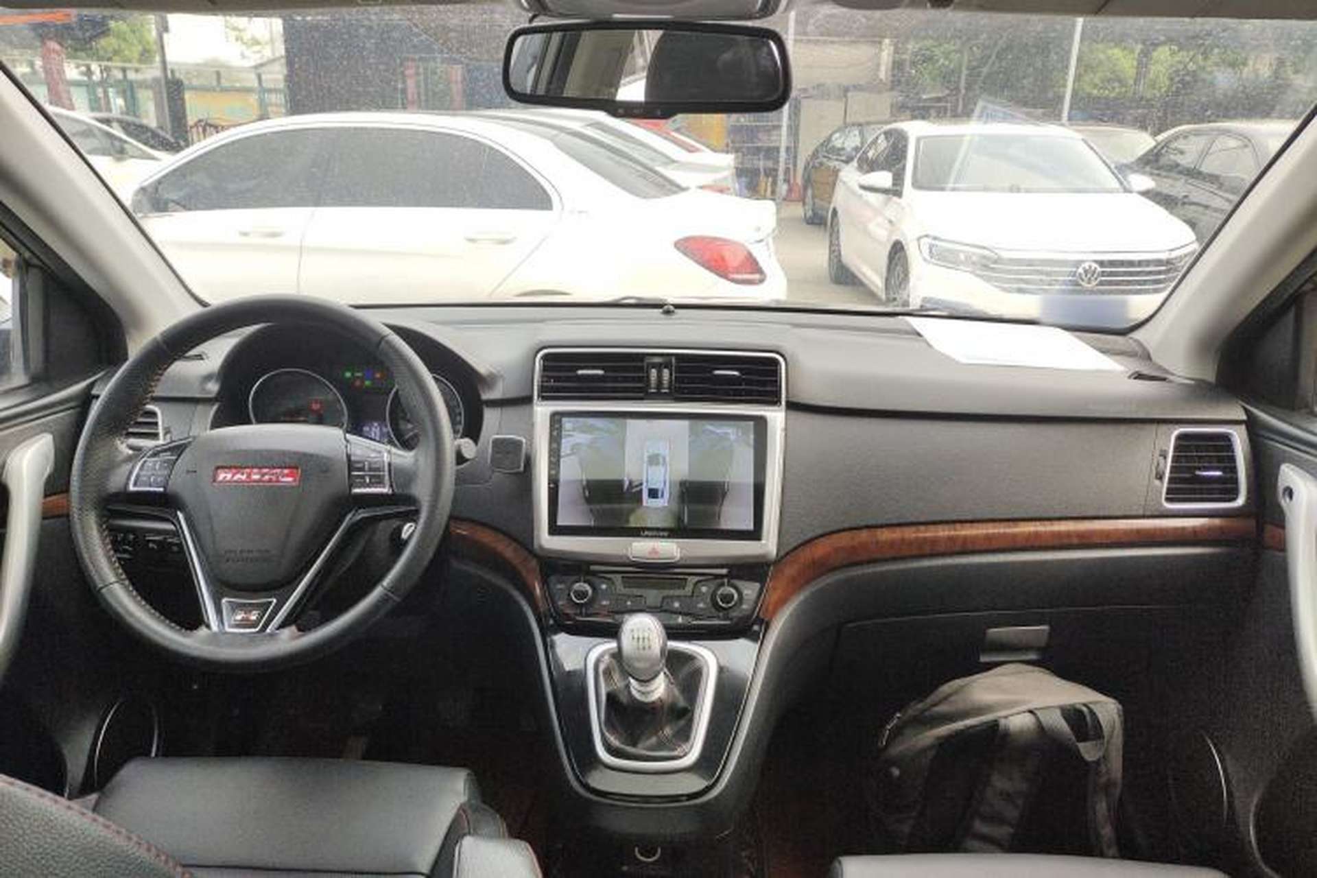 Used Haval H6 2013 Sport Edition 1.5T Manual Two-Wheel Drive Prestige Model Center Console