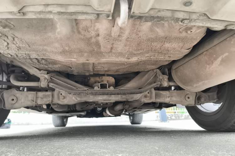 Used Haval H6 2013 Upgraded Model 1.5T Manual 4x4 Elite Version Chassis Rear