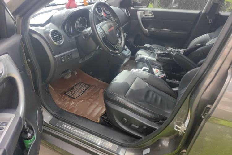Used Haval H6 2013 Upgraded Model 2.4L Automatic Two-Wheel Drive Prestige Version Driver Seat