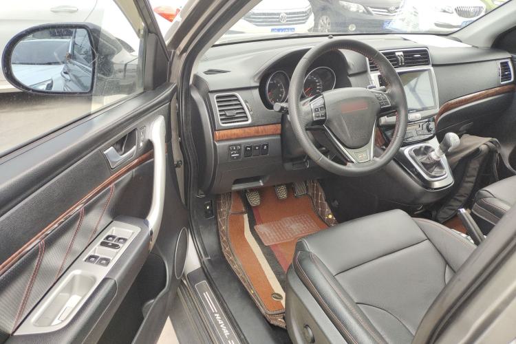 Used Haval H6 2013 Sport Edition 1.5T Manual Two-Wheel Drive Prestige Model Driver Seat