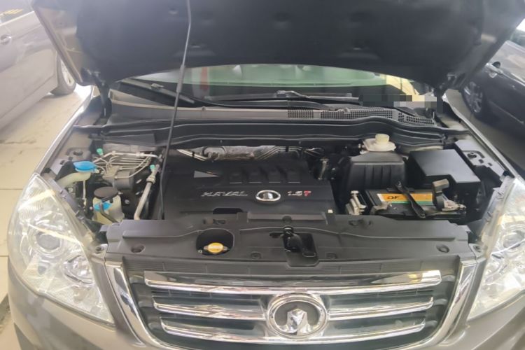 Used Haval H6 2013 1.5T Manual 4x4 Elite Model Engine Bay