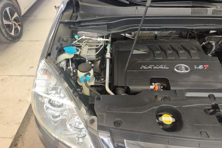 Used Haval H6 2013 1.5T Manual 4x4 Elite Model Engine Bay Right
