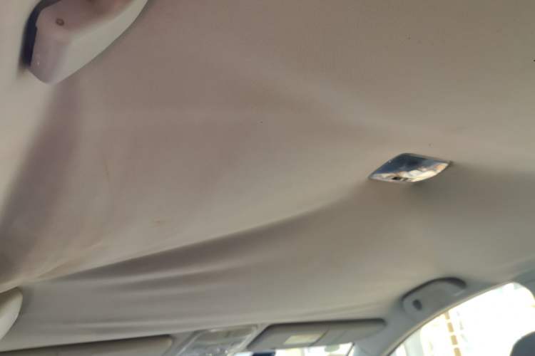 Used Haval H6 2013 Upgraded Model 1.5T Manual Two-Wheel Drive Elite Version Headliner
