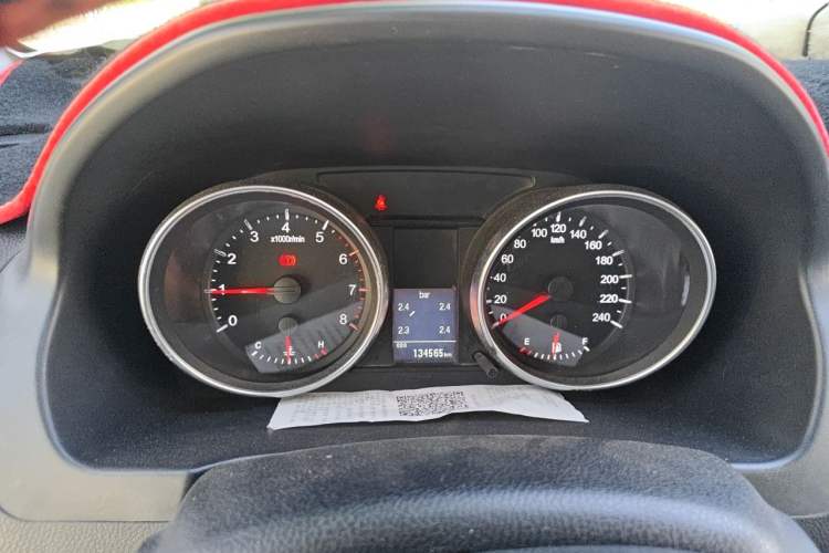 Used Haval H6 2013 Upgraded Model 1.5T Manual Two-Wheel Drive Elite Version Instrument Cluster