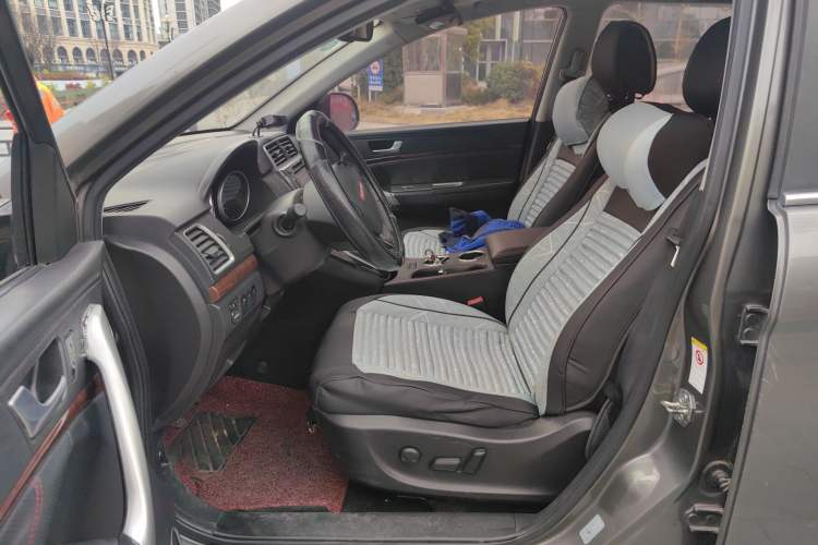 Used Haval H6 2013 Sport Edition 1.5T Manual Two-Wheel Drive Prestige Model Left Front Seat