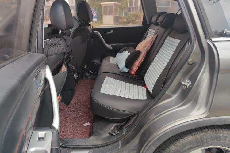 Used Haval H6 2013 Sport Edition 1.5T Manual Two-Wheel Drive Prestige Model Left Rear Seat