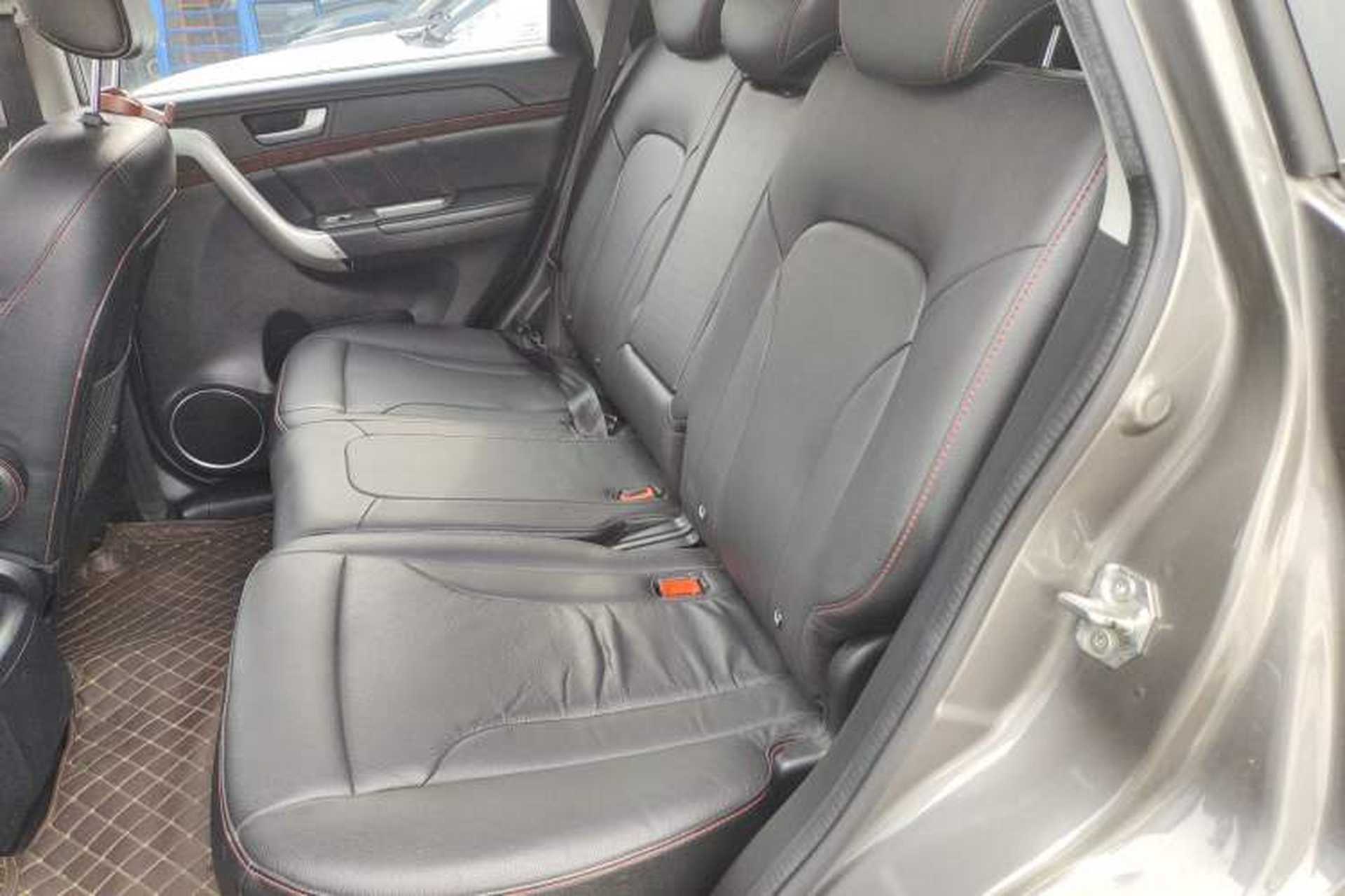 Used Haval H6 2013 Sport Edition 1.5T Manual Two-Wheel Drive Prestige Model Left Rear Seat