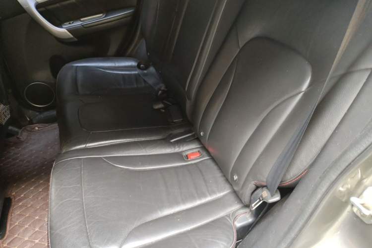 Used Haval H6 2013 Upgraded Model 2.4L Automatic Two-Wheel Drive Prestige Version Left Rear Seat
