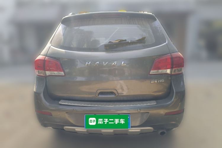 Used Haval H6 2013 Upgraded Model 2.4L Automatic Two-Wheel Drive Elite Version Rear