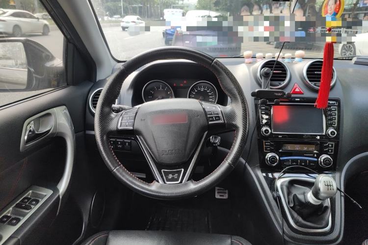 Used Haval H6 2013 Upgraded Model 1.5T Manual Two-Wheel Drive Elite Version Steering Wheel