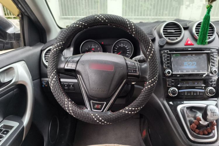 Used Haval H6 2013 Upgraded Model 1.5T Manual 4x4 Elite Version Steering Wheel