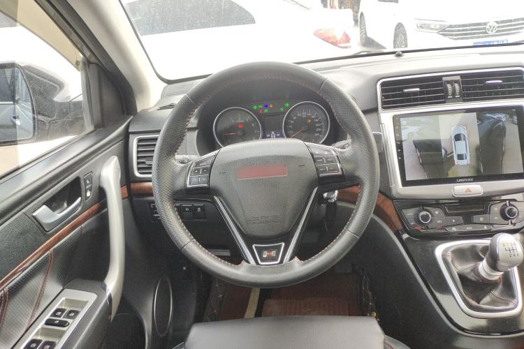 Used Haval H6 2013 Sport Edition 1.5T Manual Two-Wheel Drive Prestige Model Steering Wheel