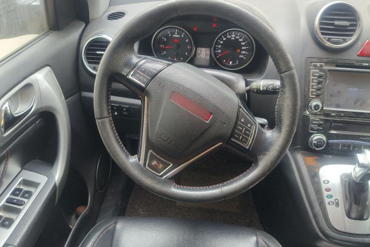 Used Haval H6 2013 Upgraded Model 2.4L Automatic Two-Wheel Drive Elite Version Steering Wheel