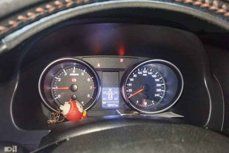 Used Haval H6 2013 Upgraded Model 1.5T Manual Two-Wheel Drive Elite Version Instrument Cluster