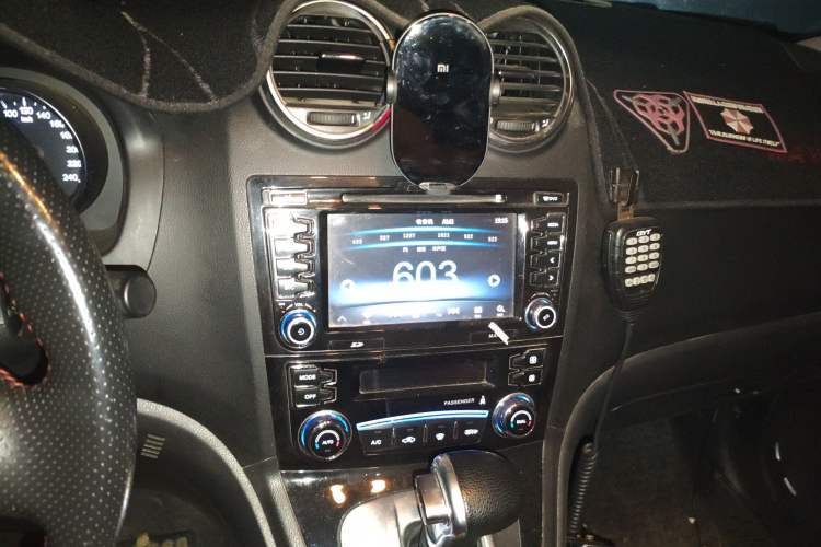Used Haval H6 2013 Upgraded Model 2.4L Automatic Two-Wheel Drive Prestige Version Audio And AC Panel