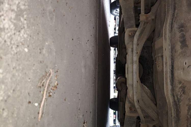 Used Haval H6 2013 Upgraded Model 2.4L Automatic Two-Wheel Drive Prestige Version Chassis Rear