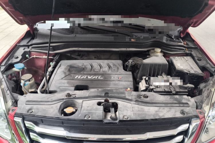 Used Haval H6 2013 Upgraded Model 1.5T Manual Two-Wheel Drive Elite Version Engine Bay