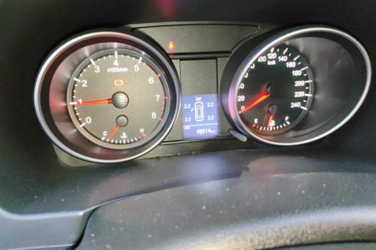 Used Haval H6 2013 Upgraded Model 1.5T Manual Two-Wheel Drive Urban Version Instrument Cluster