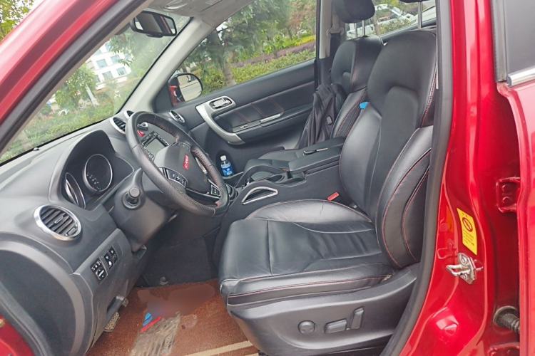 Used Haval H6 2013 Upgraded Model 2.4L Automatic Two-Wheel Drive Prestige Version Left Front Seat