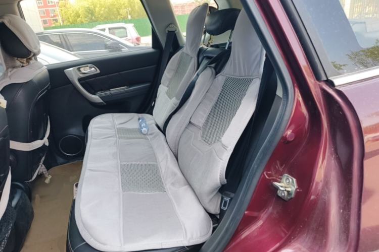 Used Haval H6 2013 Upgraded Model 1.5T Manual Two-Wheel Drive Elite Version Left Rear Seat