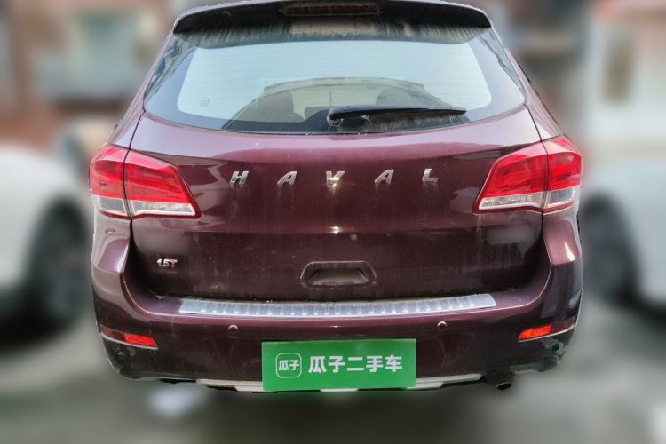 Used Haval H6 2013 Upgraded Model 1.5T Manual Two-Wheel Drive Urban Version Rear