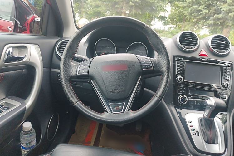 Used Haval H6 2013 Upgraded Model 2.4L Automatic Two-Wheel Drive Prestige Version Steering Wheel