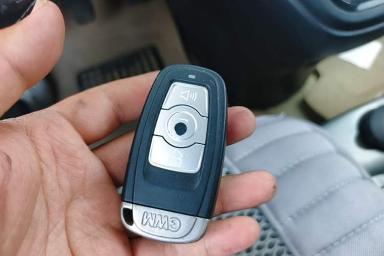 Used Haval H6 2013 Upgraded Model 1.5T Manual Two-Wheel Drive Elite Version Vehicle Key