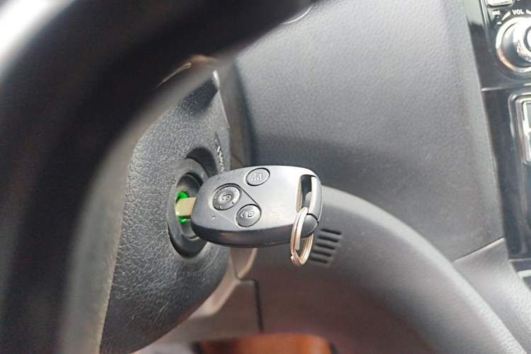 Used Haval H6 2013 Upgraded Model 2.4L Automatic Two-Wheel Drive Prestige Version Vehicle Key