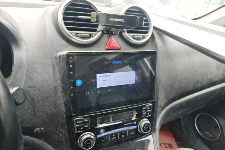Used Haval H6 2013 Upgraded Model 1.5T Manual Two-Wheel Drive Elite Version Audio And AC Panel