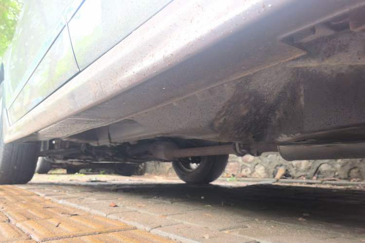 Used Haval H6 2013 Upgraded Model 2.4L Automatic Two-Wheel Drive Elite Version Chassis Rear Left