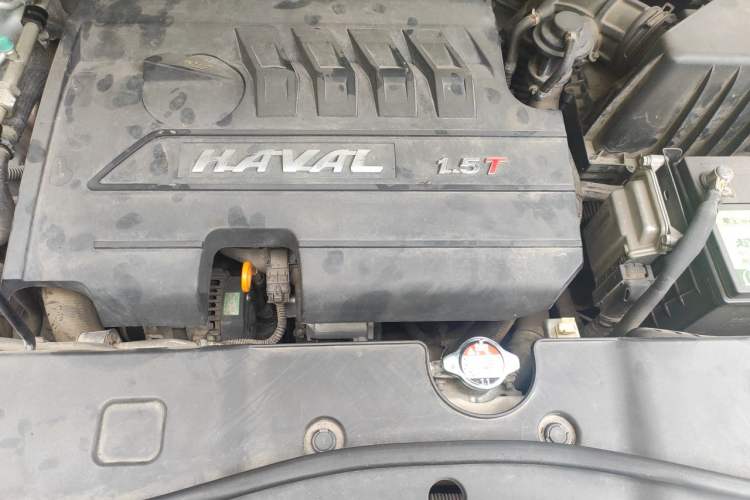 Used Haval H6 2013 Sport Edition 1.5T Manual Two-Wheel Drive Prestige Model Engine Bay