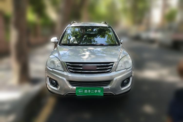 Used Haval H6 2013 Upgraded Model 2.4L Automatic Two-Wheel Drive Elite Version Front