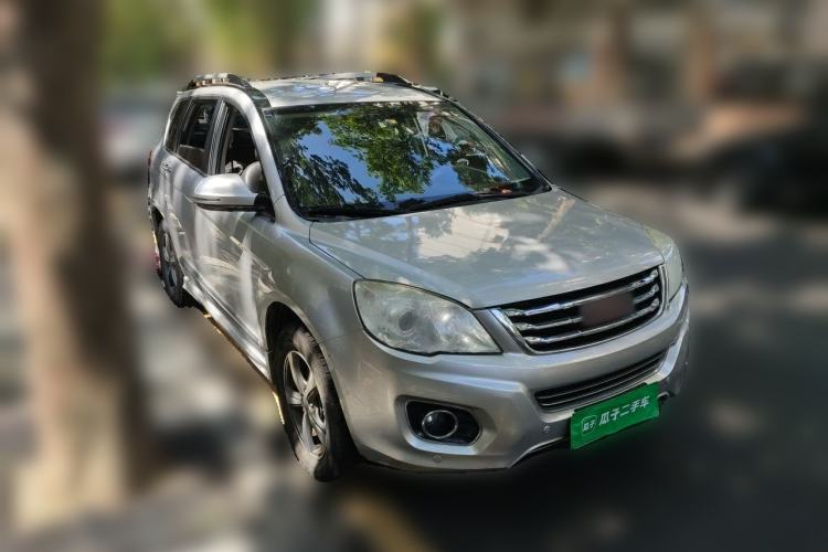 Used Haval H6 2013 Upgraded Model 2.4L Automatic Two-Wheel Drive Elite Version Front Right 45 Deg